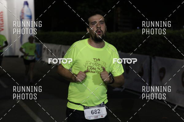 Buy your photos of the eventCORRIDA S�O JO�O BRAGA 2019 on Fotop