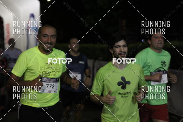 Buy your photos of the eventCORRIDA S�O JO�O BRAGA 2019 on Fotop