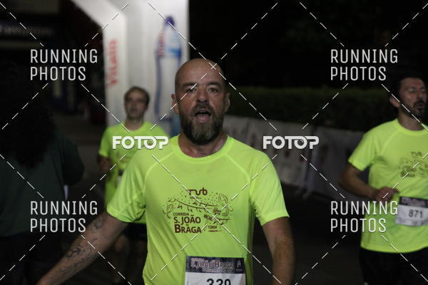 Buy your photos of the eventCORRIDA S�O JO�O BRAGA 2019 on Fotop