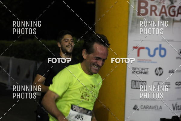 Buy your photos of the eventCORRIDA S�O JO�O BRAGA 2019 on Fotop
