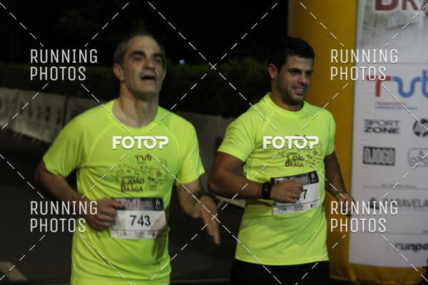 Buy your photos of the eventCORRIDA S�O JO�O BRAGA 2019 on Fotop