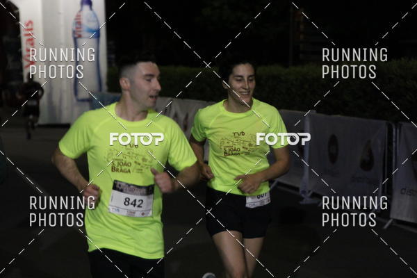Buy your photos of the eventCORRIDA S�O JO�O BRAGA 2019 on Fotop