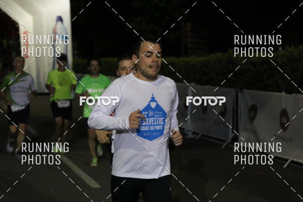 Buy your photos of the eventCORRIDA S�O JO�O BRAGA 2019 on Fotop