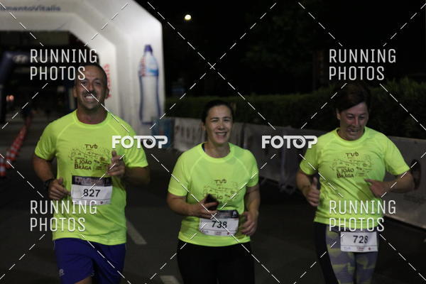 Buy your photos of the eventCORRIDA S�O JO�O BRAGA 2019 on Fotop