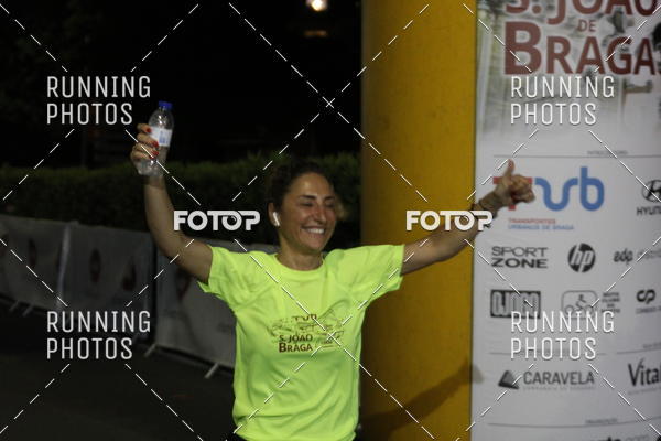 Buy your photos of the eventCORRIDA S�O JO�O BRAGA 2019 on Fotop