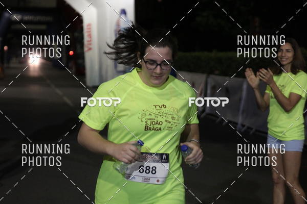 Buy your photos of the eventCORRIDA S�O JO�O BRAGA 2019 on Fotop