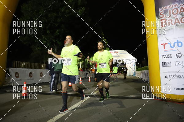 Buy your photos of the eventCORRIDA S�O JO�O BRAGA 2019 on Fotop