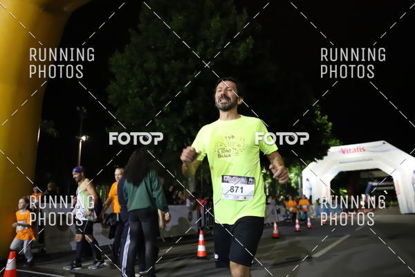 Buy your photos of the eventCORRIDA S�O JO�O BRAGA 2019 on Fotop