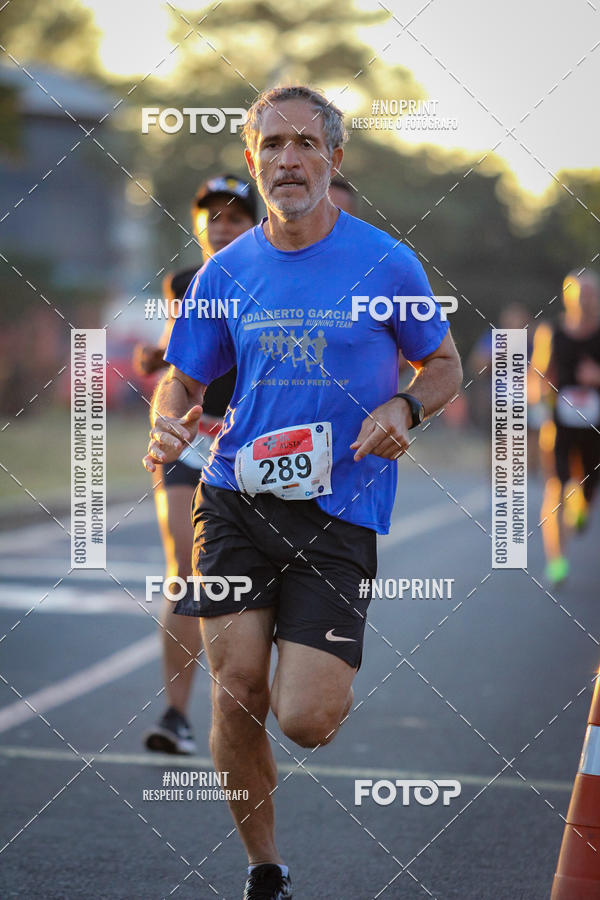 Buy your photos of the eventCorrida 8K Austa on Fotop