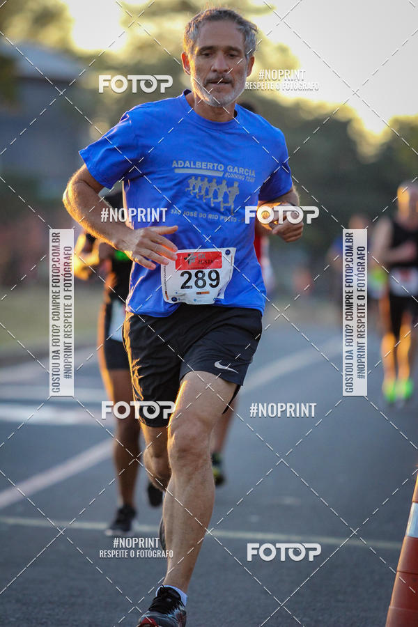 Buy your photos of the eventCorrida 8K Austa on Fotop