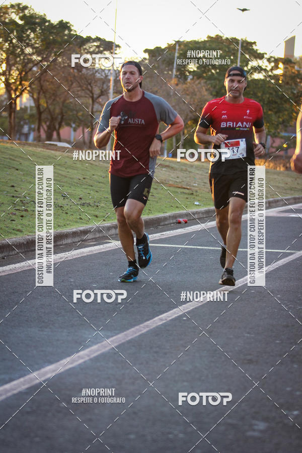Buy your photos of the eventCorrida 8K Austa on Fotop