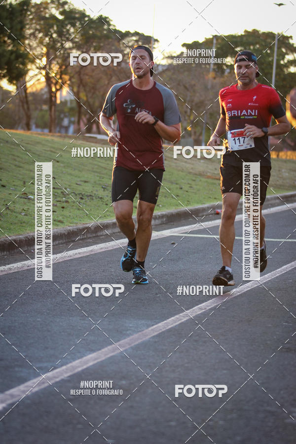 Buy your photos of the eventCorrida 8K Austa on Fotop