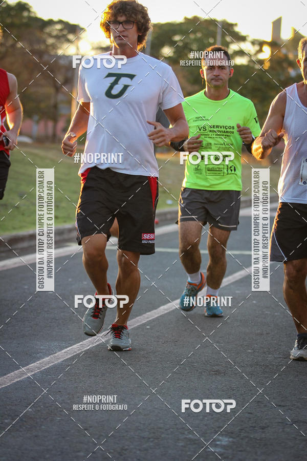 Buy your photos of the eventCorrida 8K Austa on Fotop