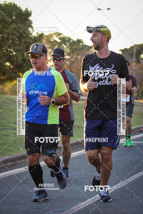 Buy your photos of the eventCorrida 8K Austa on Fotop