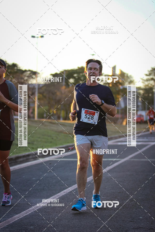 Buy your photos of the eventCorrida 8K Austa on Fotop