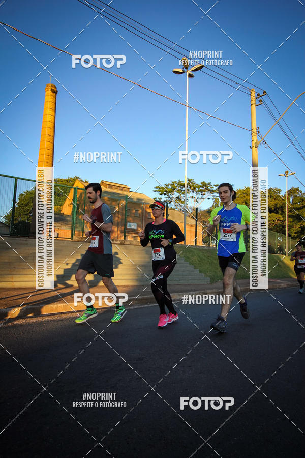 Buy your photos of the eventCorrida 8K Austa on Fotop