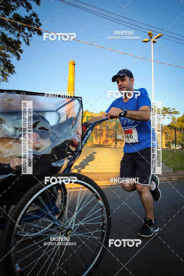 Buy your photos of the eventCorrida 8K Austa on Fotop