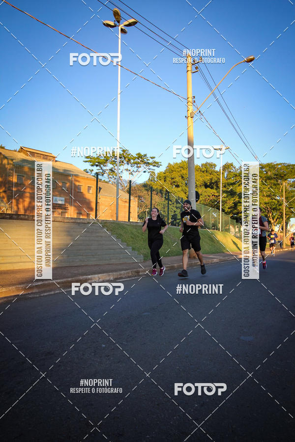 Buy your photos of the eventCorrida 8K Austa on Fotop
