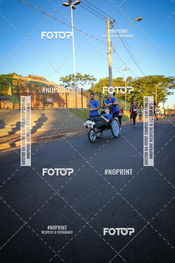Buy your photos of the eventCorrida 8K Austa on Fotop