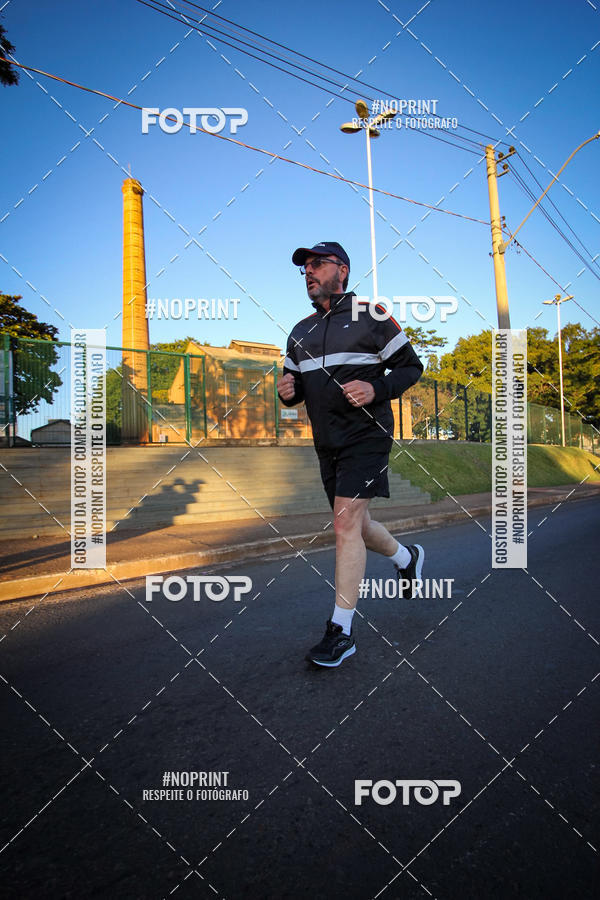 Buy your photos of the eventCorrida 8K Austa on Fotop