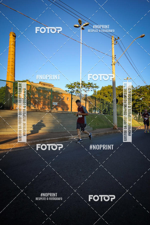 Buy your photos of the eventCorrida 8K Austa on Fotop
