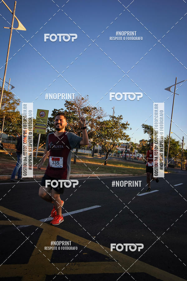 Buy your photos of the eventCorrida 8K Austa on Fotop