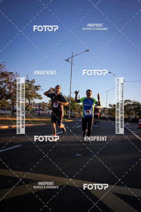 Buy your photos of the eventCorrida 8K Austa on Fotop