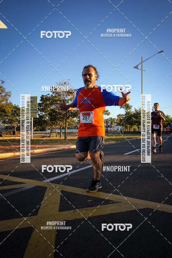 Buy your photos of the eventCorrida 8K Austa on Fotop
