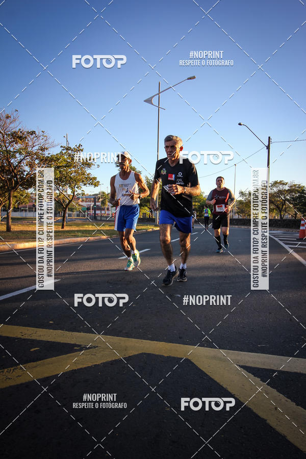 Buy your photos of the eventCorrida 8K Austa on Fotop