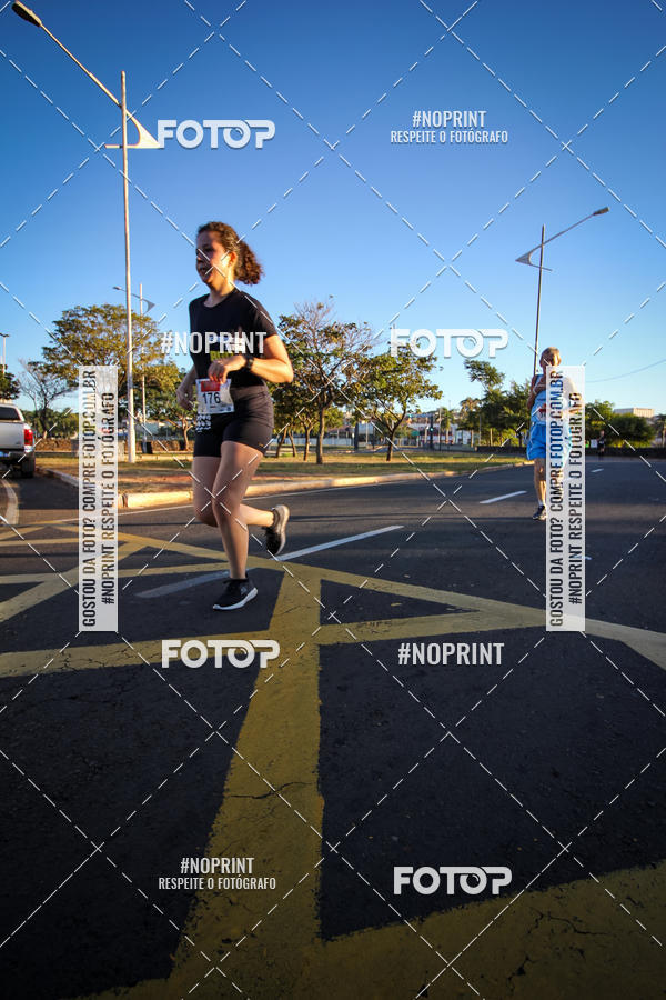 Buy your photos of the eventCorrida 8K Austa on Fotop