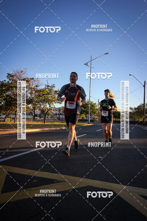 Buy your photos of the eventCorrida 8K Austa on Fotop