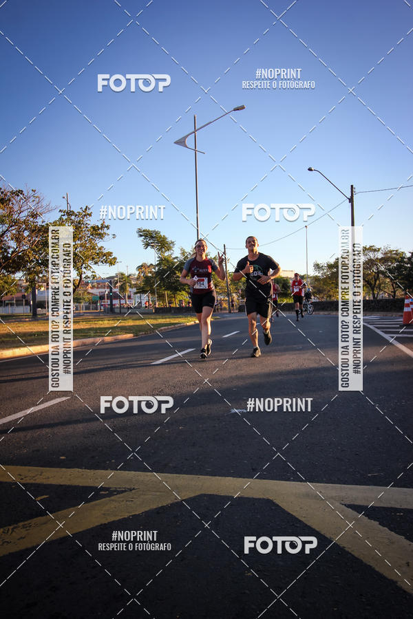 Buy your photos of the eventCorrida 8K Austa on Fotop