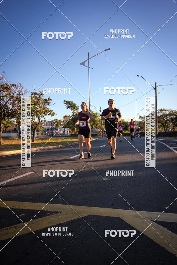 Buy your photos of the eventCorrida 8K Austa on Fotop
