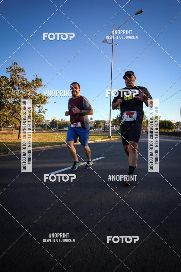 Buy your photos of the eventCorrida 8K Austa on Fotop