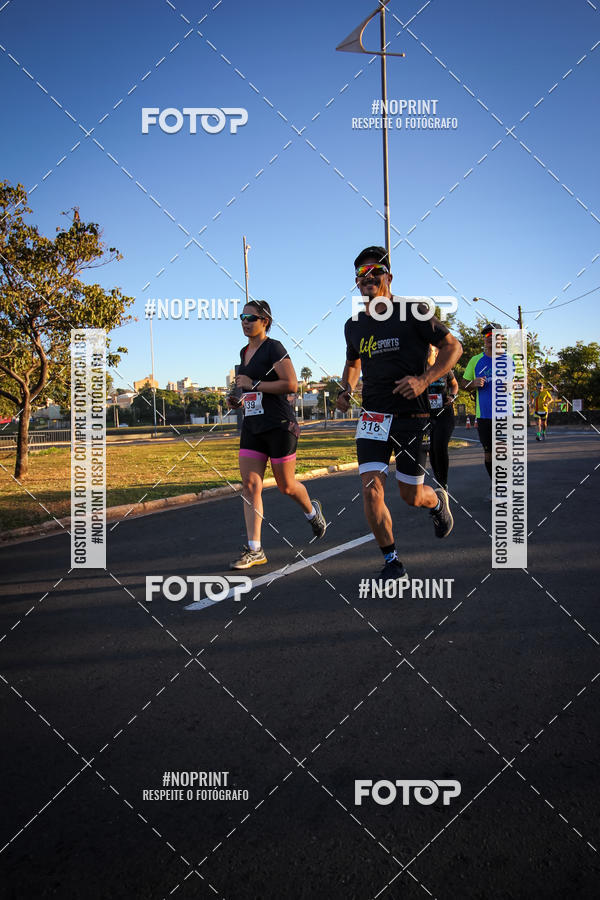 Buy your photos of the eventCorrida 8K Austa on Fotop