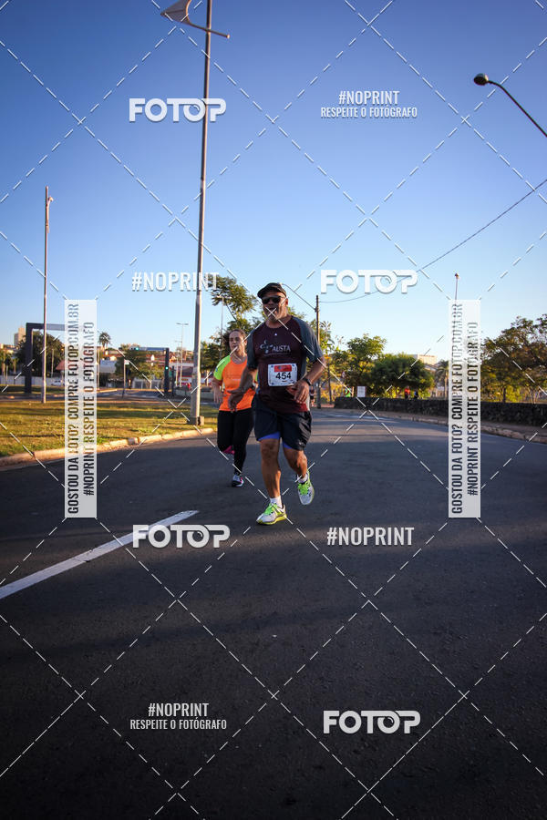Buy your photos of the eventCorrida 8K Austa on Fotop
