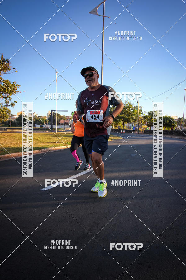 Buy your photos of the eventCorrida 8K Austa on Fotop