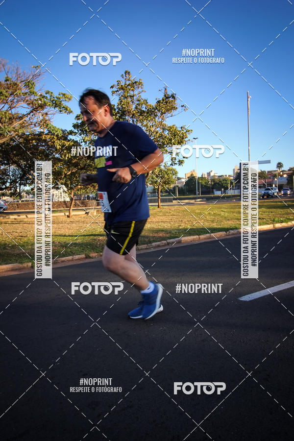 Buy your photos of the eventCorrida 8K Austa on Fotop