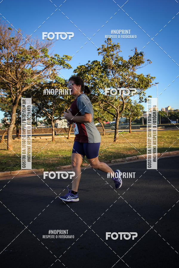 Buy your photos of the eventCorrida 8K Austa on Fotop
