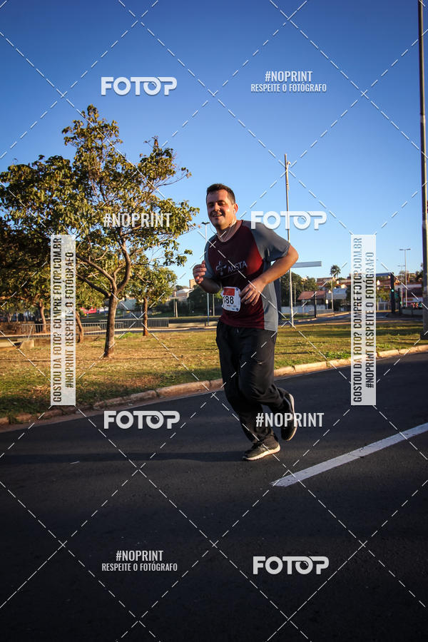 Buy your photos of the eventCorrida 8K Austa on Fotop