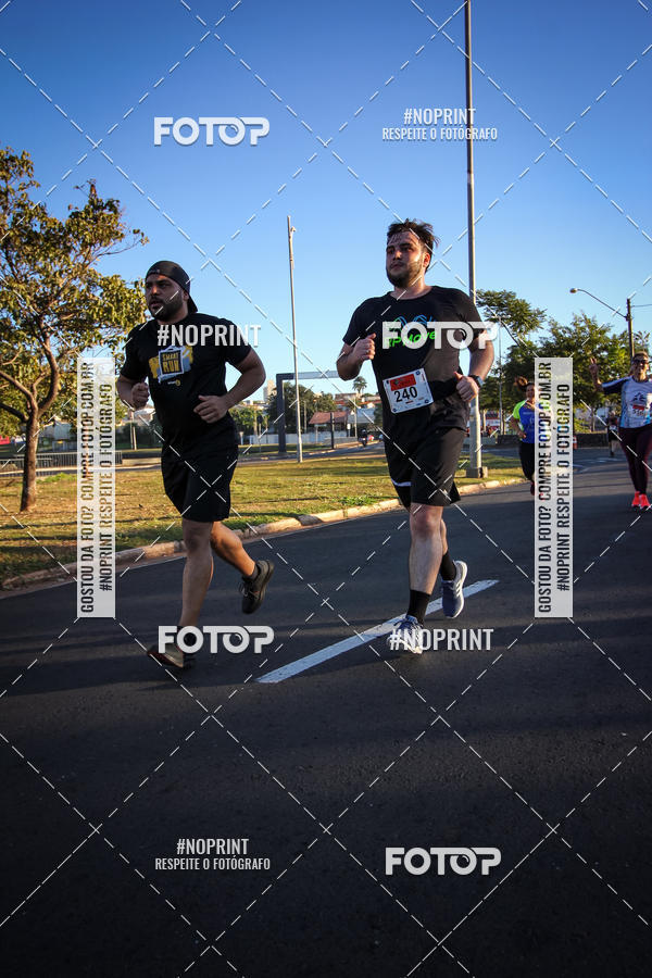 Buy your photos of the eventCorrida 8K Austa on Fotop