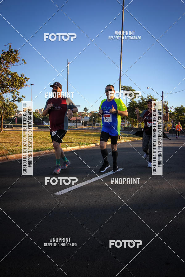 Buy your photos of the eventCorrida 8K Austa on Fotop