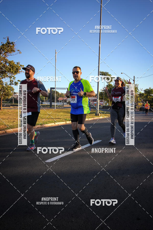 Buy your photos of the eventCorrida 8K Austa on Fotop