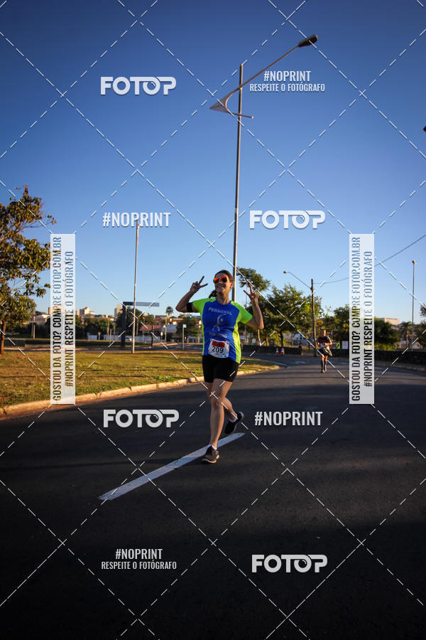 Buy your photos of the eventCorrida 8K Austa on Fotop