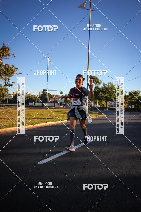Buy your photos of the eventCorrida 8K Austa on Fotop