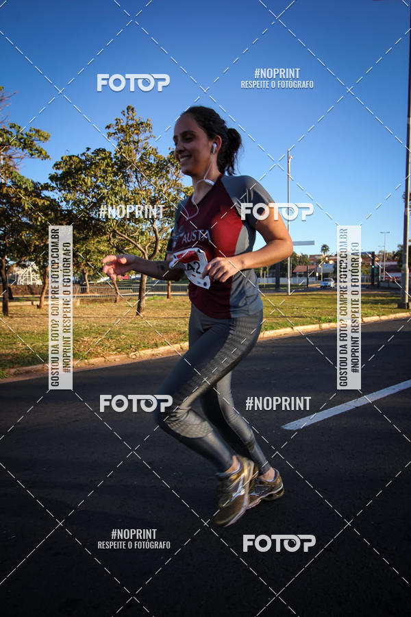 Buy your photos of the eventCorrida 8K Austa on Fotop