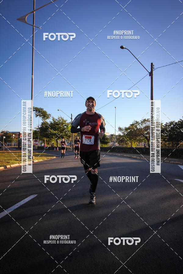 Buy your photos of the eventCorrida 8K Austa on Fotop