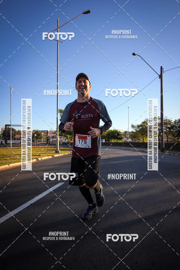 Buy your photos of the eventCorrida 8K Austa on Fotop