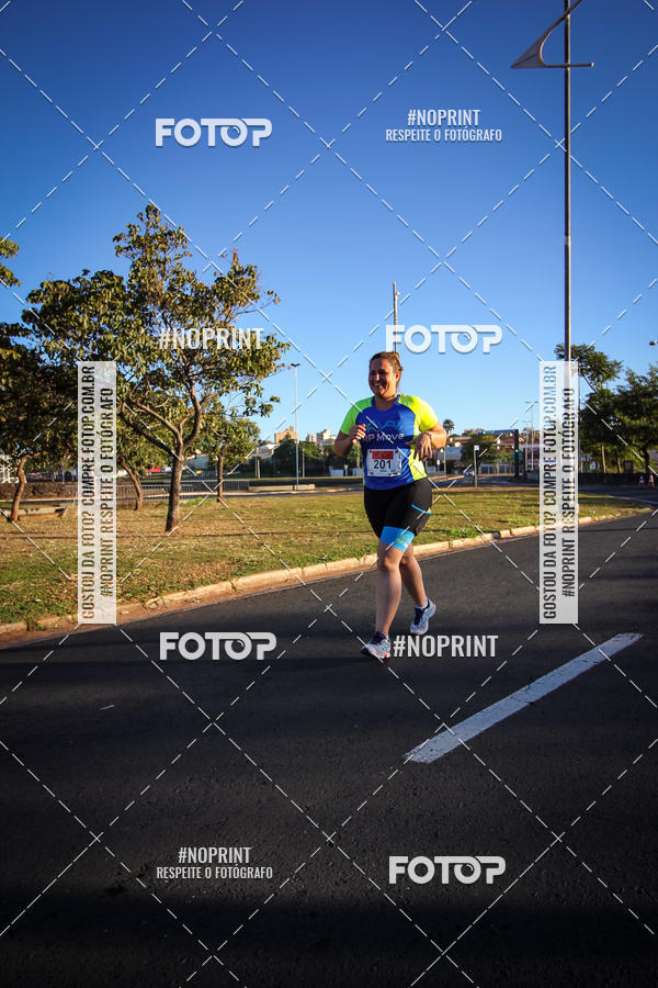 Buy your photos of the eventCorrida 8K Austa on Fotop