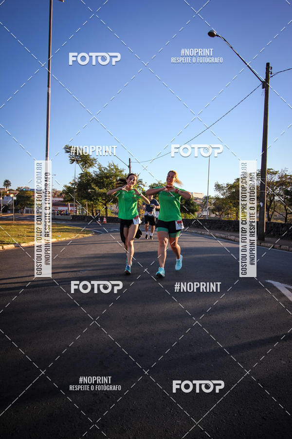Buy your photos of the eventCorrida 8K Austa on Fotop